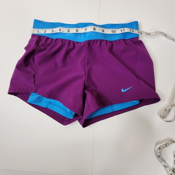 Nike Just Do It Layer Running Shorts Size XS - Picture 3 of 9